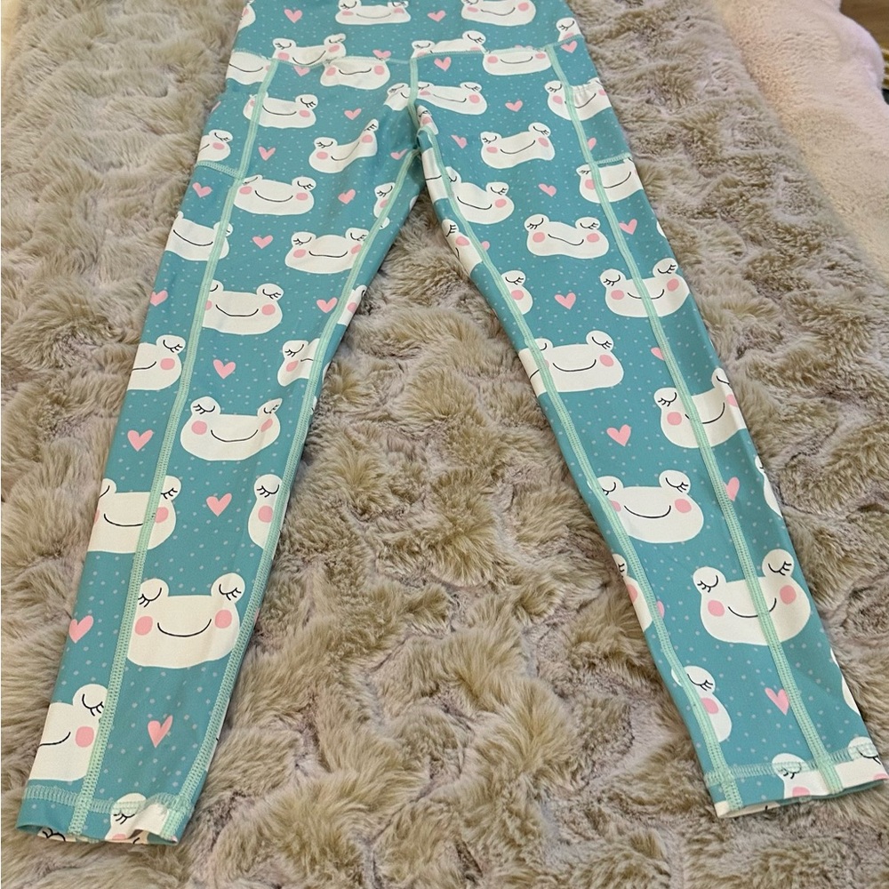 Flexi Lexi Mini Froggin’ Awesome Flexi Pants Like New 🐸 Great for school, gym…
